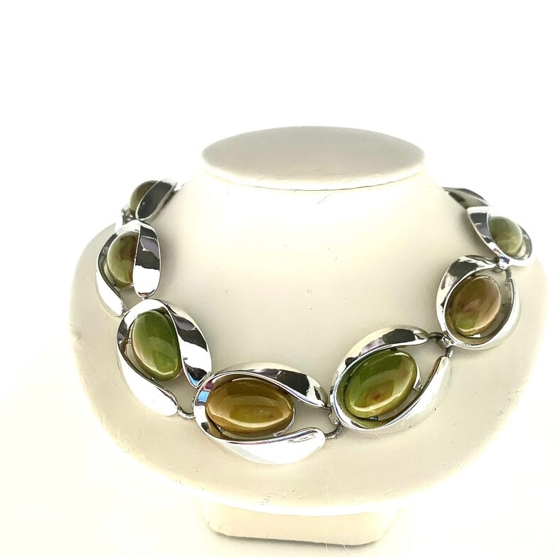 Charel Bakelite Necklace Vintage Beautiful